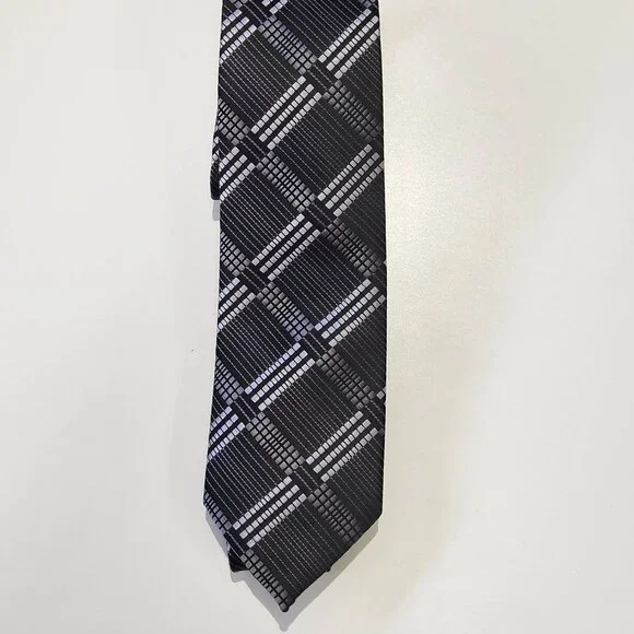 Tie - Picture 1 of 2